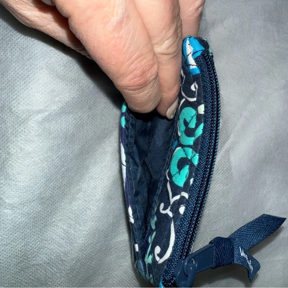 Vera Bradley Teal and Navy Patterned Crossbody Bag w/coin pouch. - Picture 11 of 14